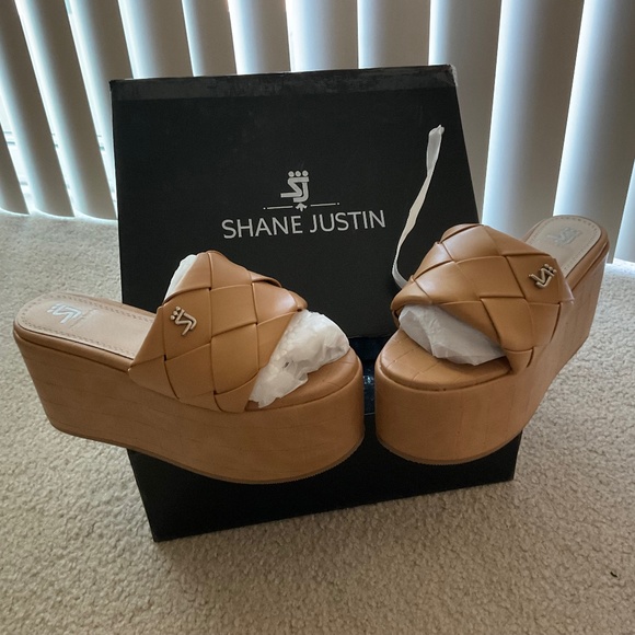 ✨Host Pick✨New Shane Justin ❤️ 4” Platform Wedge Clogs Slip On Sandals - Picture 2 of 5